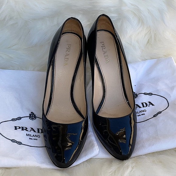 Authentic Prada black leather pump high heels - Picture 7 of 13